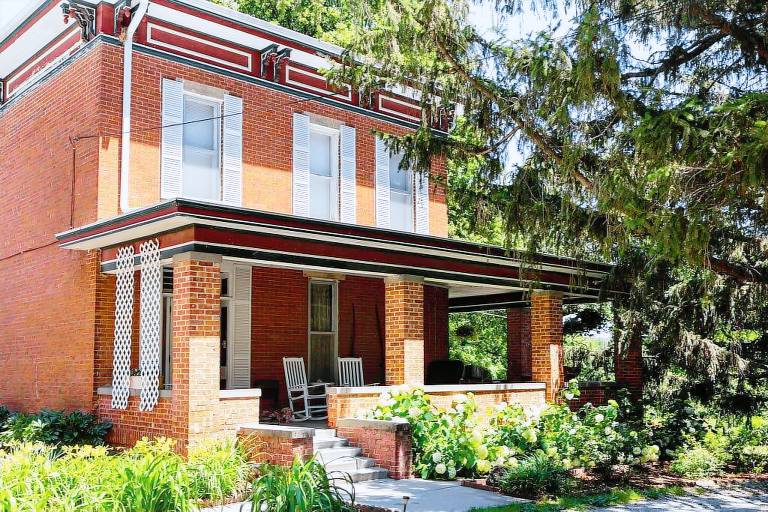 Bed and Breakfast in Nebraska from 63 HomeToGo