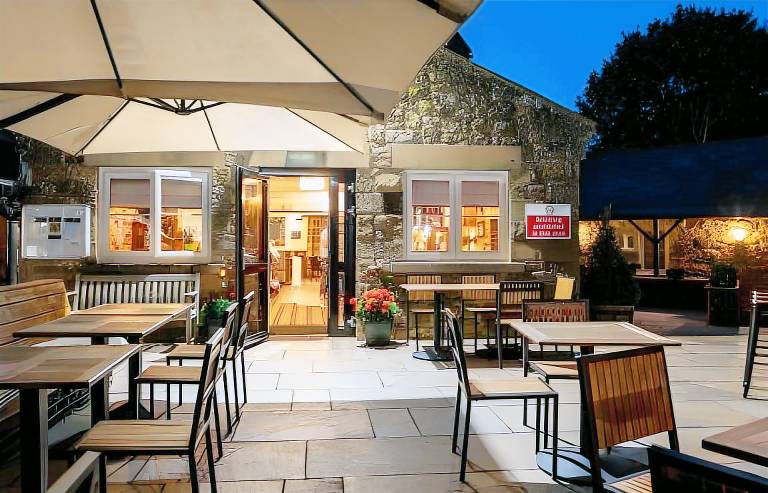 Oaks Hotel — photo 3