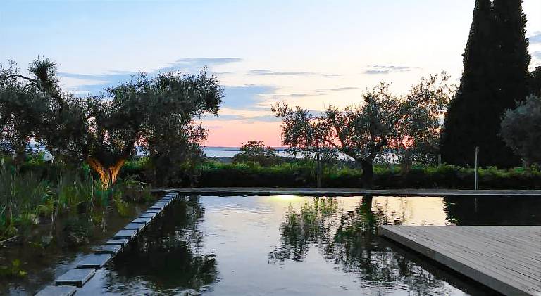 Farm with yard, terrace & pool — photo 3