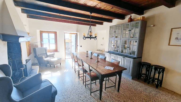 Vacation home with patio — photo 4