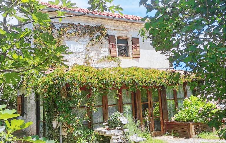 House  Smoljanci