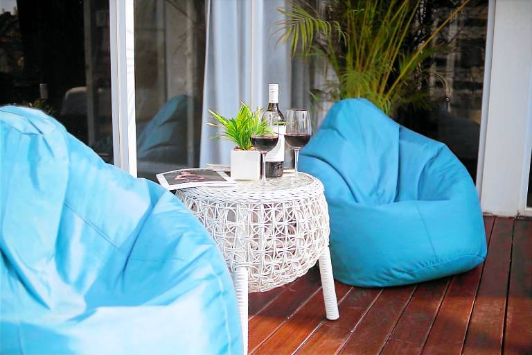 Charming villa with pool & hot tub | Perfect for remote work | Pets are welcome — photo 4