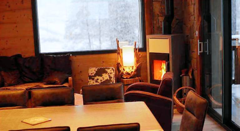 Chalet with yard, terrace & BBQ — photo 3