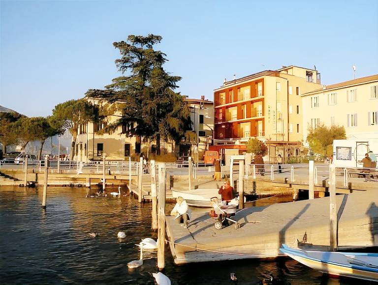 AMBRA HOTEL - The only central lakeside hotel in Iseo in Iseo