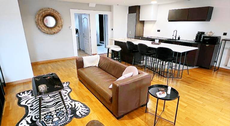 Apartment with 2 rooms for 4 persons in Laval