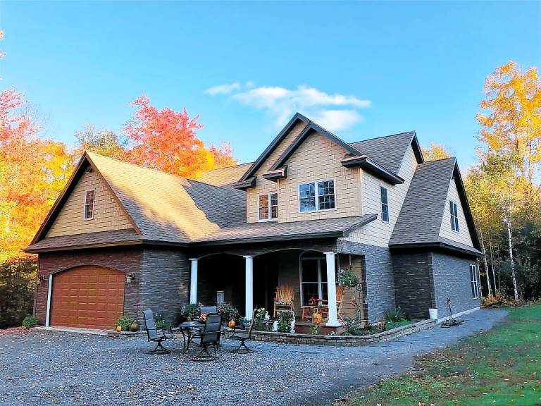 House  Embden
