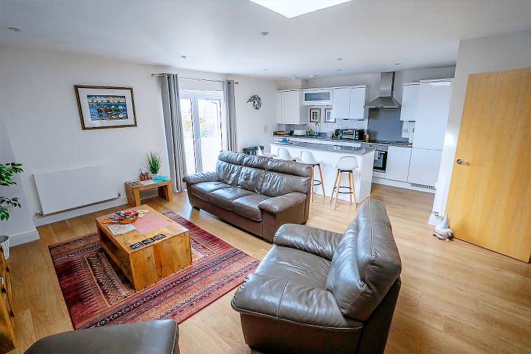 Apartment  Deal