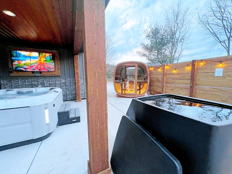 Lodge Traverse City