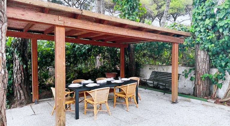 Intera casa, 100 m dal mare, grande giardino — photo 4