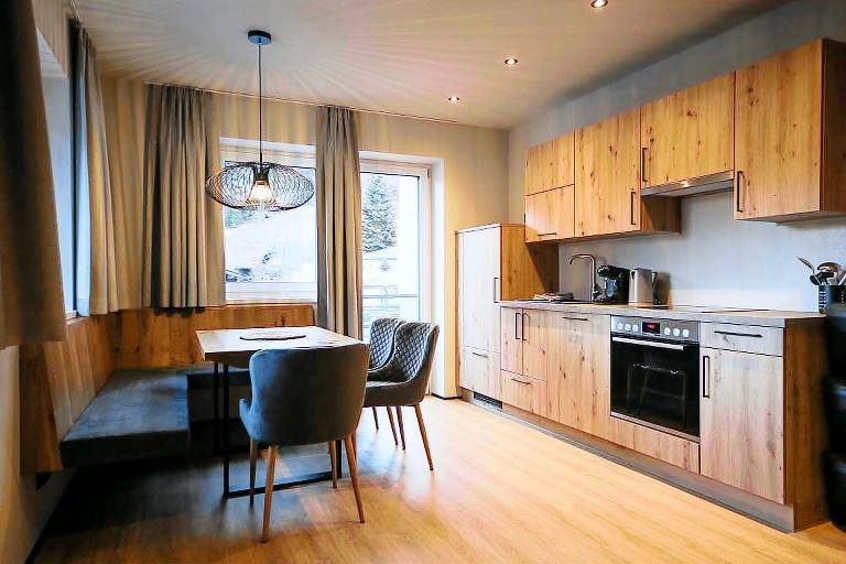 Children-friendly rental apartment with terrace | Mountain view | Close to the ski | Dogs allowed — photo 3