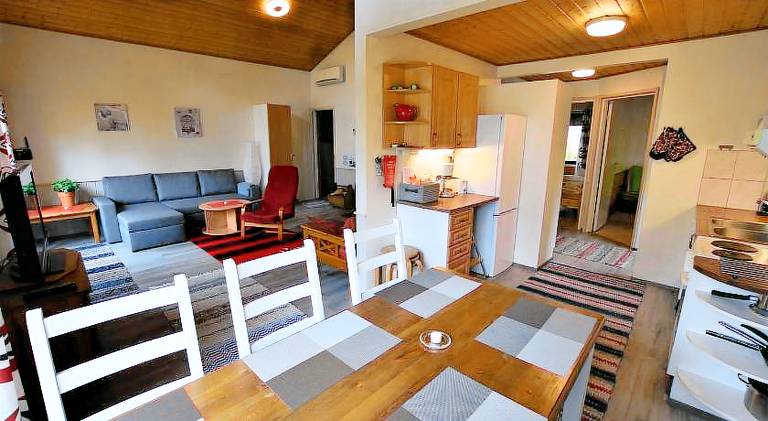Chalet with barbecue, terrace & sauna — photo 3