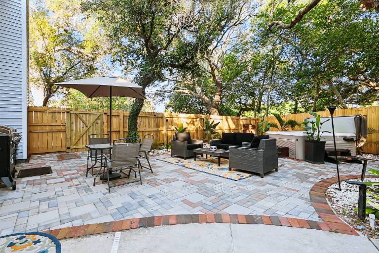 Southern Breeze Private Saltwater Pool & Hot Tub Dog-Friendly My Beach Getaways — photo 2