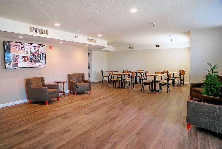 Super 8 By Wyndham Yuma — photo 4