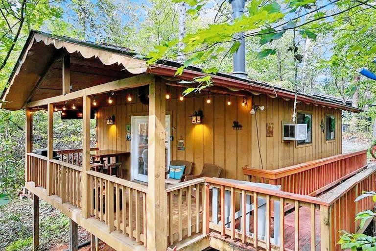 Cabin Helen