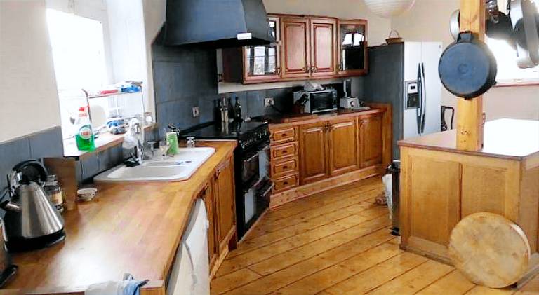 Villa with 2 rooms for 5 persons — photo 4