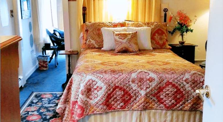 Water View mini suite in Rho