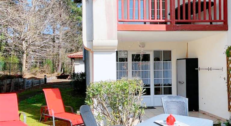 Rental apartment with pool — photo 4