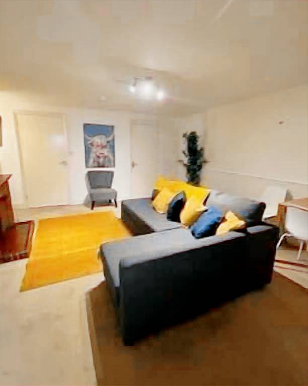Apartment Salisbury