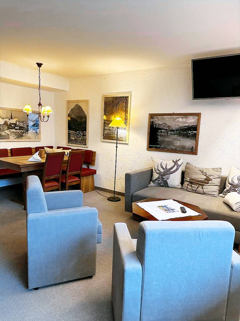 Children-friendly holiday apartment with pool, terrace & yard | Mountain view | Pets allowed in See