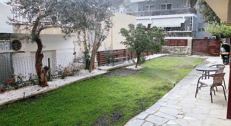 Apartment with garden & terrace in Kavala