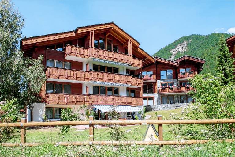 Ferienwohnung mit Hund in Zermatt für max. 2 Personen Ferienwohnung mit Hund in Zermatt für max. 2 Personen