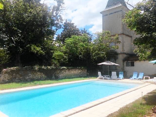 Fully equipped big vacation home with yard & barbecue | River view | Pet-friendly — photo 4