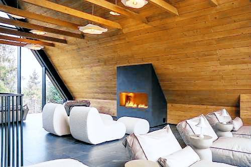Lodge with terrace, hot tub & sauna — photo 2