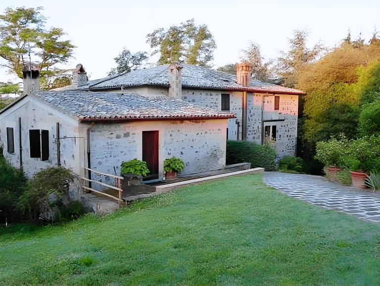 Child-friendly pleasant farm with garden, patio & pool | Pets allowed in Orvieto