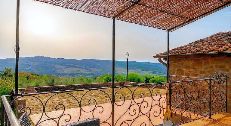 Children-friendly farm with jacuzzi, terrace & yard | Pets are welcome — photo 5