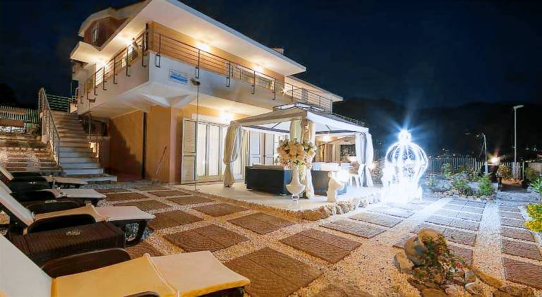 Child-friendly spacious villa with pool, yard & terrace | Dogs allowed — photo 4