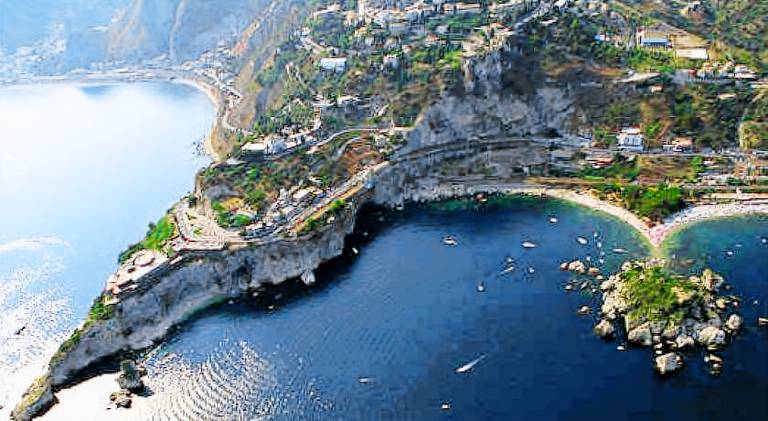 Beautiful house | Next to the beach | Pets allowed in Taormina