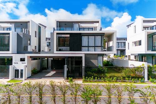 Villa  Bang Tao Beach