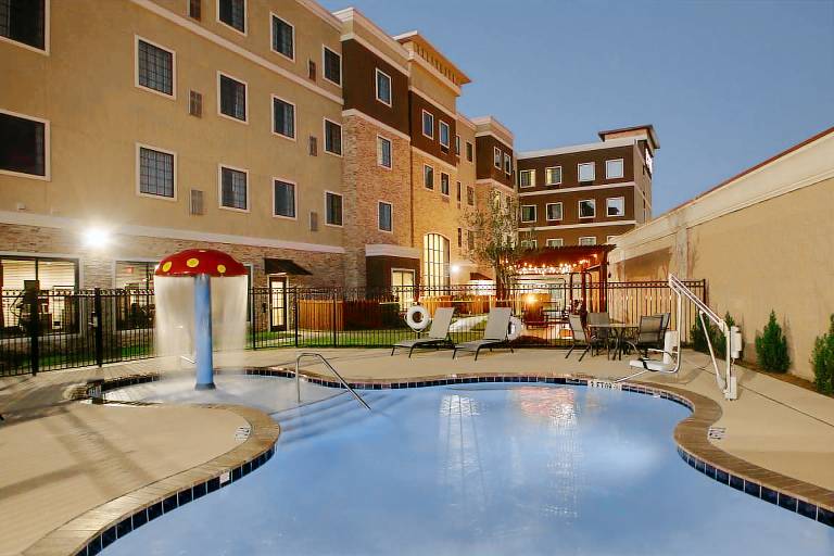 Staybridge Suites The Colony - Frisco By IHG — photo 3