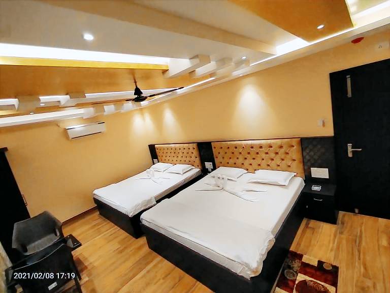 Hotel Sweet Villa in Brahmagiri
