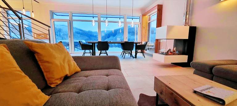 Fully equipped charming vacation home with terrace & yard | Pets allowed — photo 5