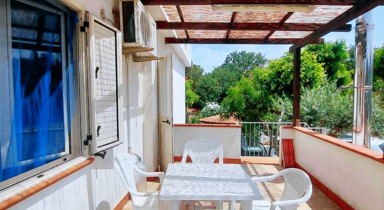 Rental apartment with terrace & BBQ — photo 4