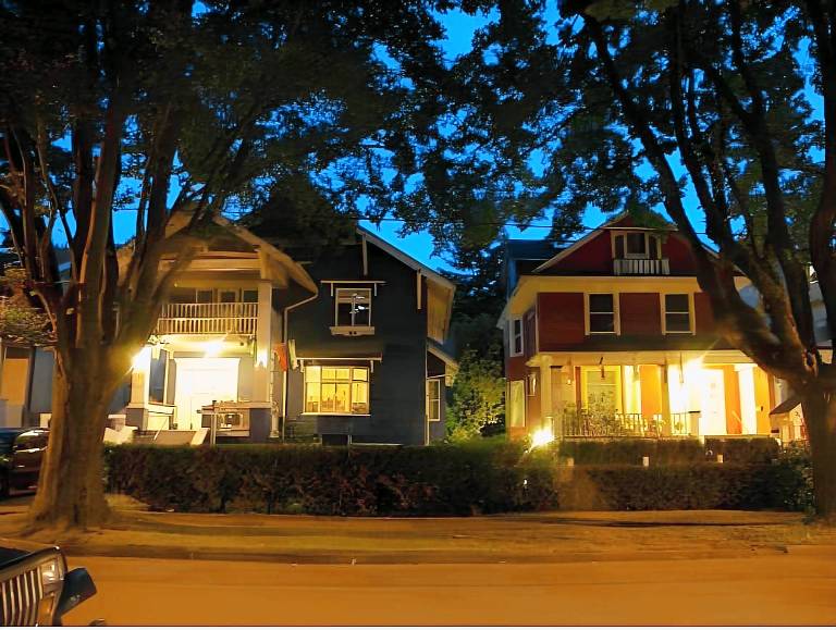 Douglas Guest House