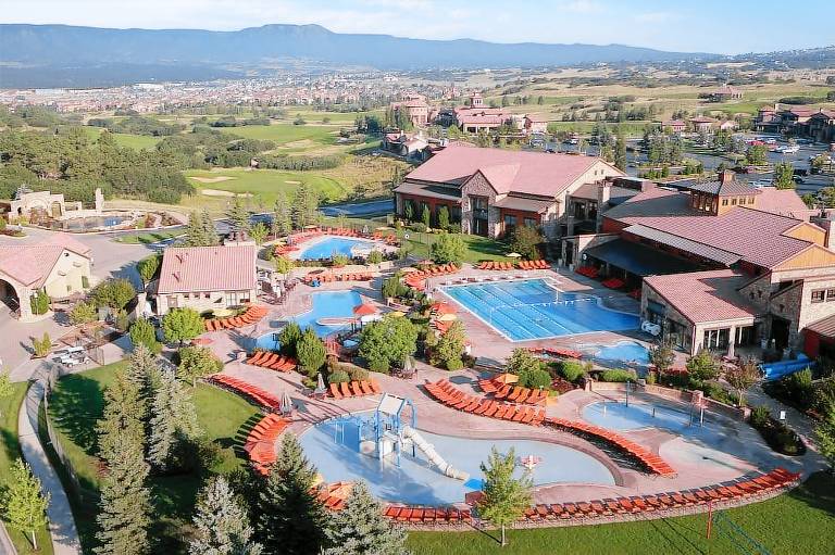 Flying Horse Resort & Club