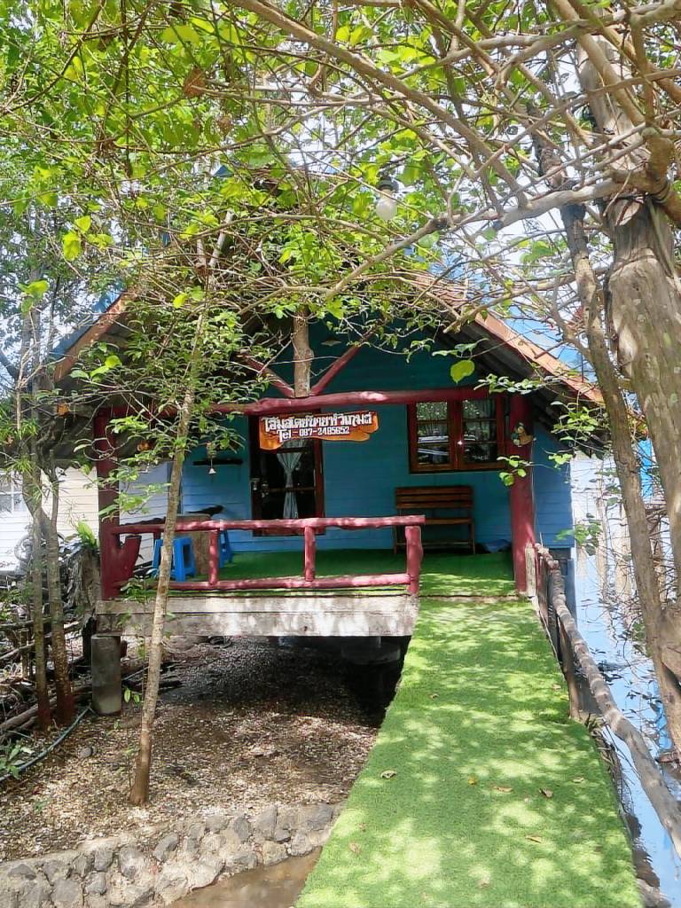 Vacation home with barbeque — photo 3