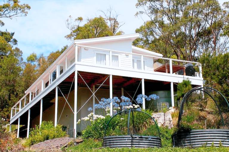 House Dennes Point