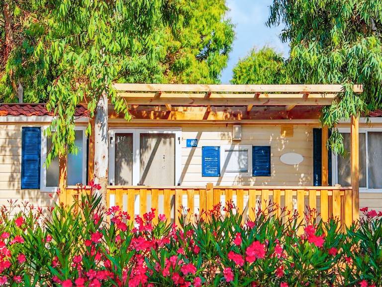 Family-friendly wonderful mobile home with pool & terrace | Close to the beach | Pet-friendly — photo 4