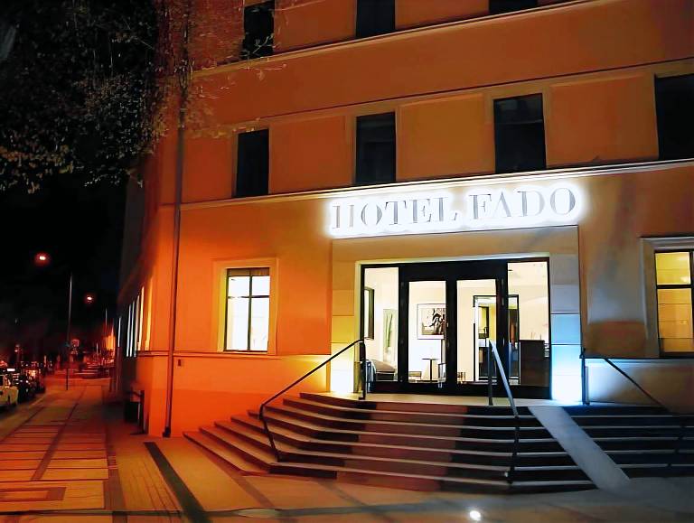 Hotel Fado Spa & Restaurant in Swidnica