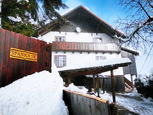 dom Špania Dolina