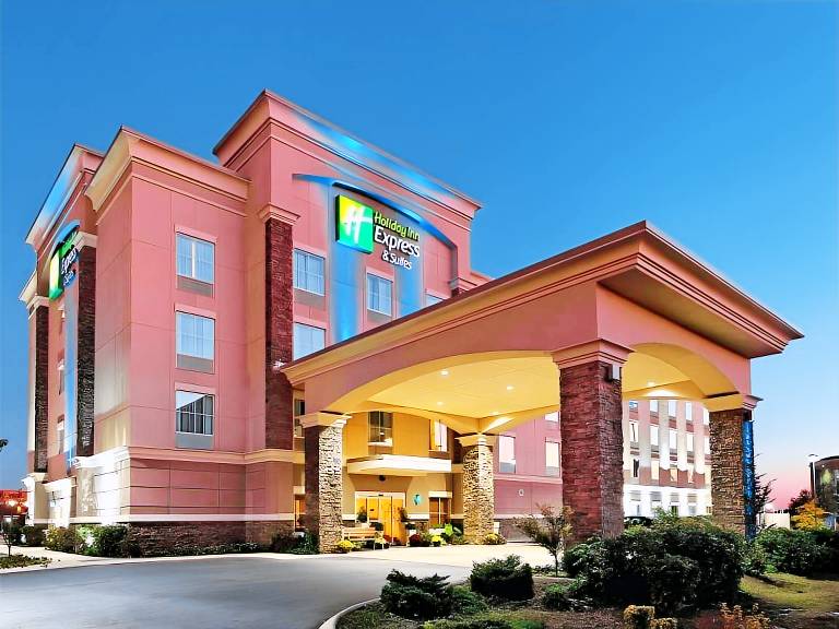 Holiday Inn Express Hotel & Suites Cookeville By IHG in Cookeville, TN