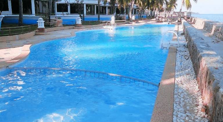 Villa with pool in Phetchaburi