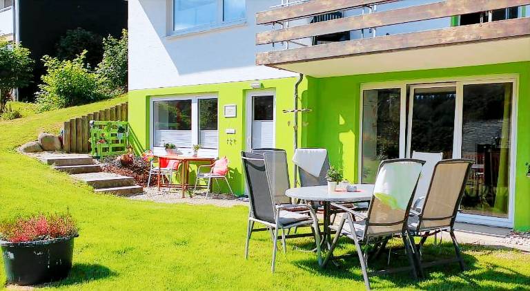 Apartment with patio & garden — photo 3