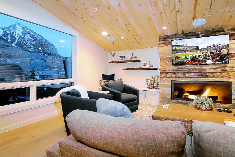 Hus Mount Crested Butte