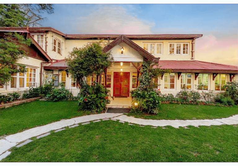 Springfields - A Heritage place since 1902 by Eastlynn Experiences in Shimla