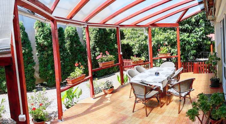 Wonderful rental apartment with terrace, yard & barbecue | Pets allowed — photo 2