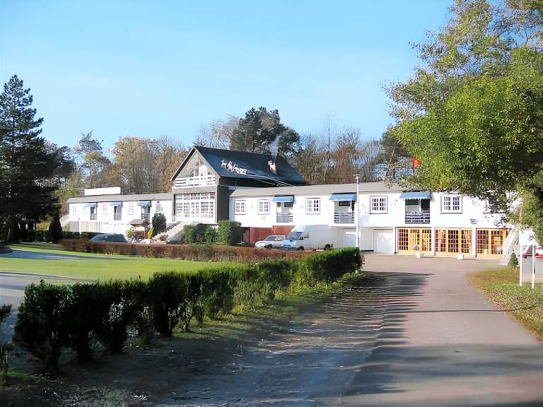 Hotel Restaurant Les Pins logis in Haguenau
